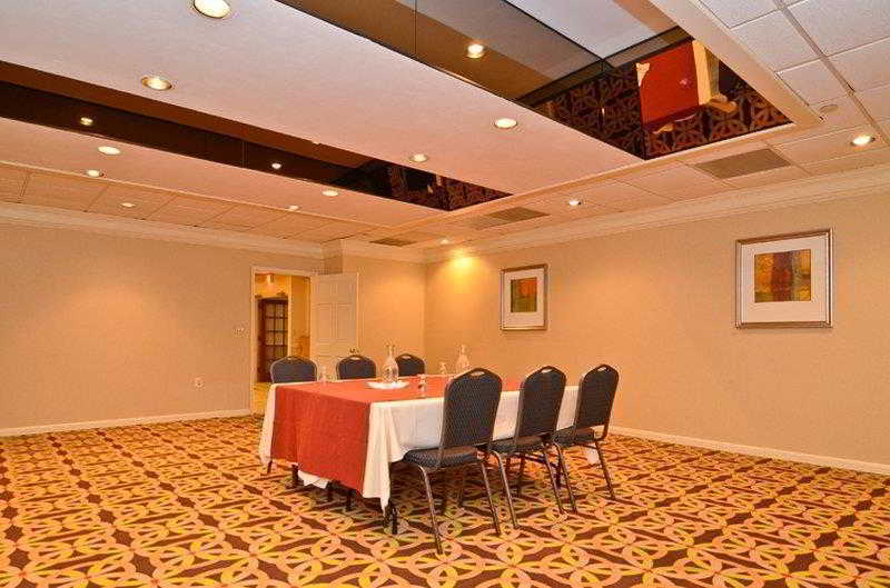 Best Western Watertown/Fort Drum Afaceri foto